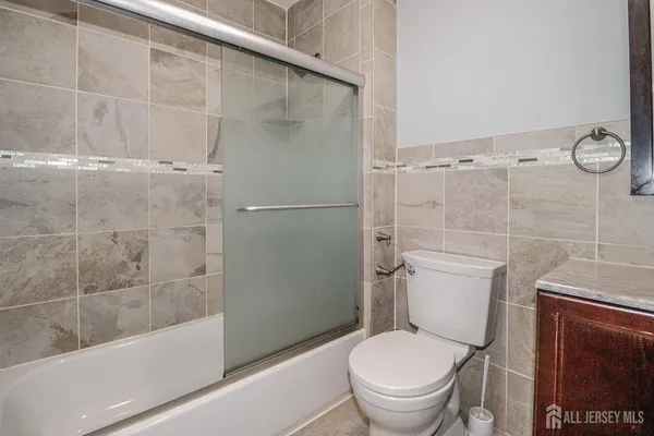 $405,000 | 312 Edison Glen Terrace, Edison, NJ 08837