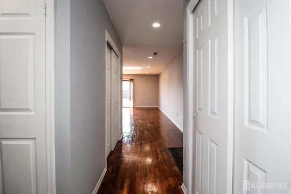 $405,000 | 312 Edison Glen Terrace, Edison, NJ 08837