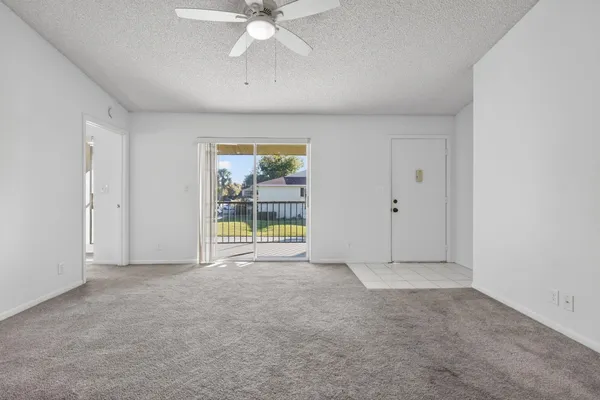 $265,000 | 6572 Chasewood Drive, Unit F, Jupiter, FL 33458