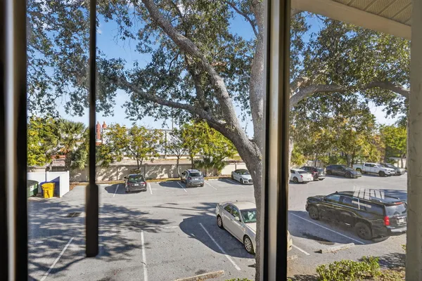 $265,000 | 6572 Chasewood Drive, Unit F, Jupiter, FL 33458