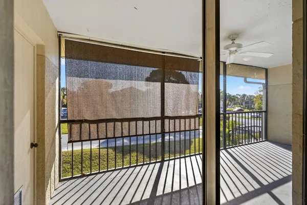 $265,000 | 6572 Chasewood Drive, Unit F, Jupiter, FL 33458