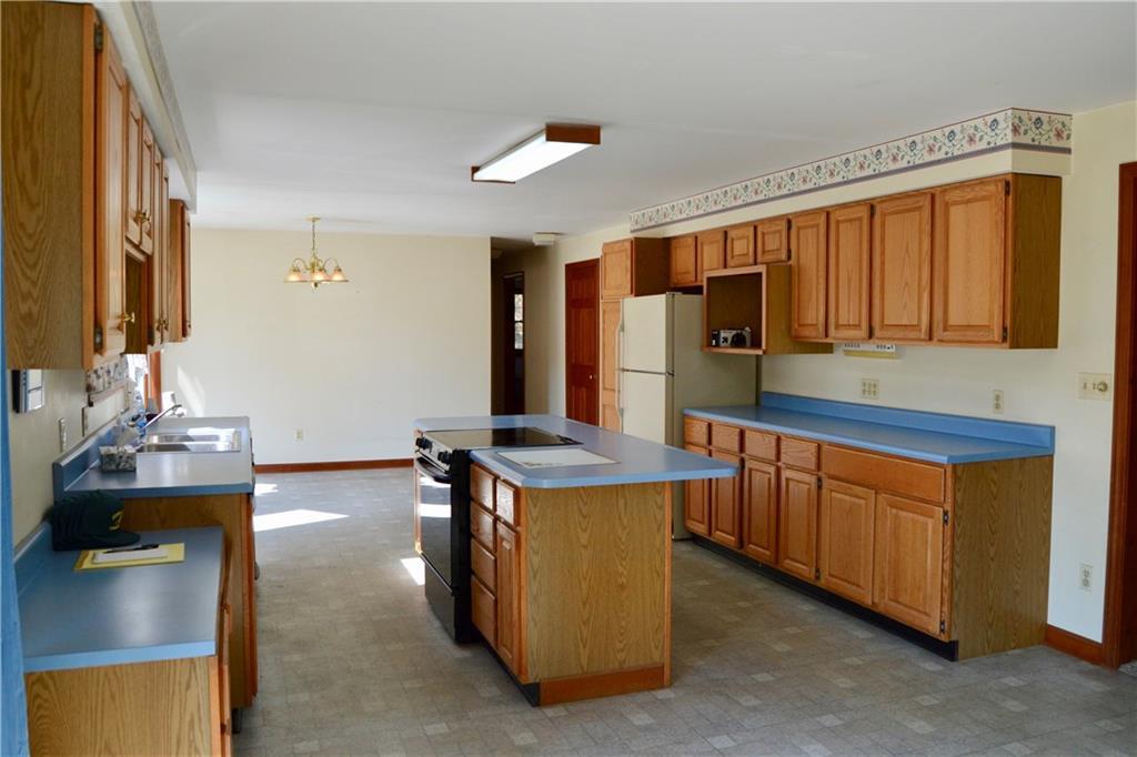 388 River Road Topsham, ME 04086 - Photo 17 of 35 Photo