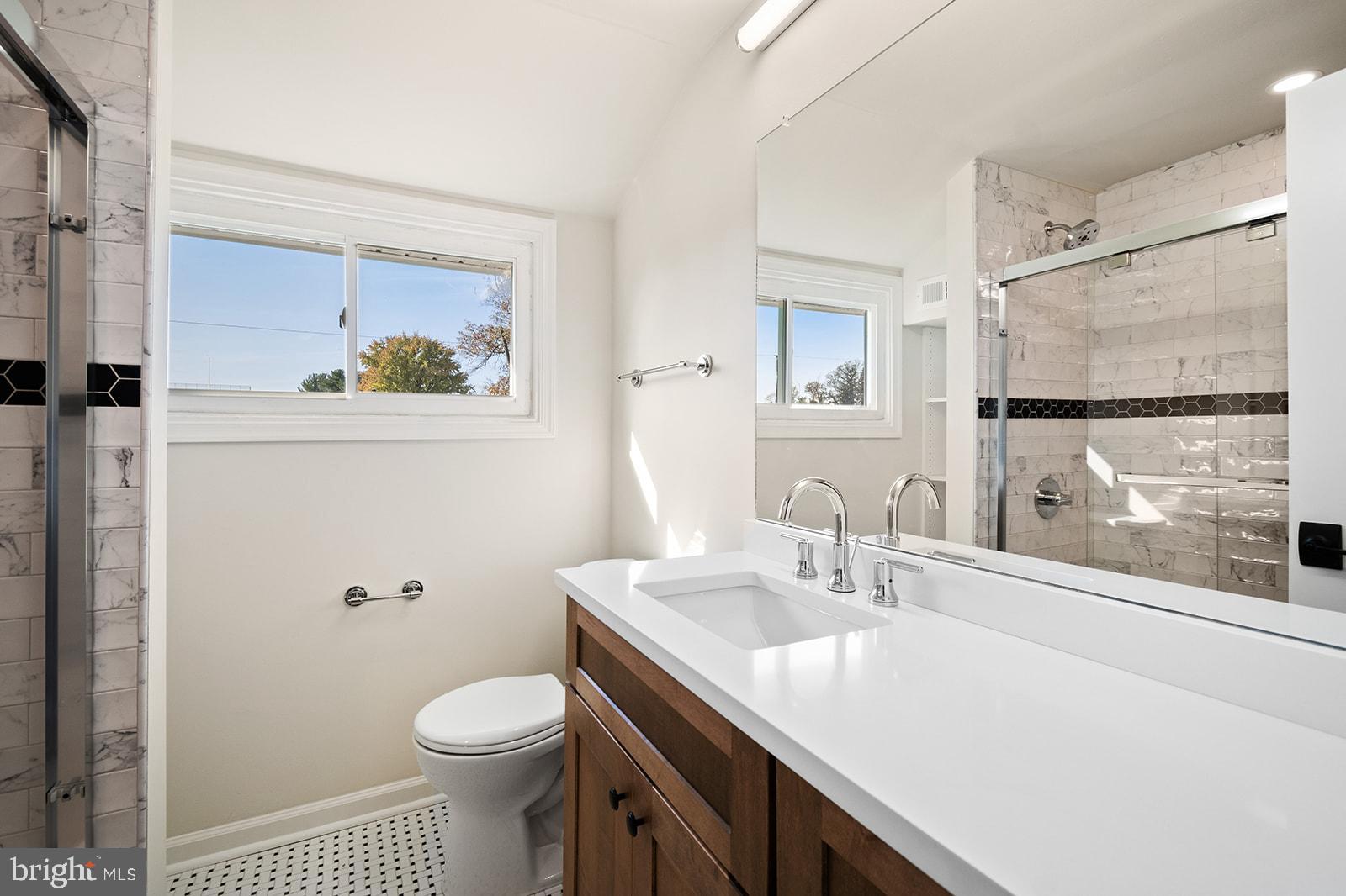 21 Plumtree Road Levittown, PA 19056 - Photo 21 of 45 Gallery Image 21