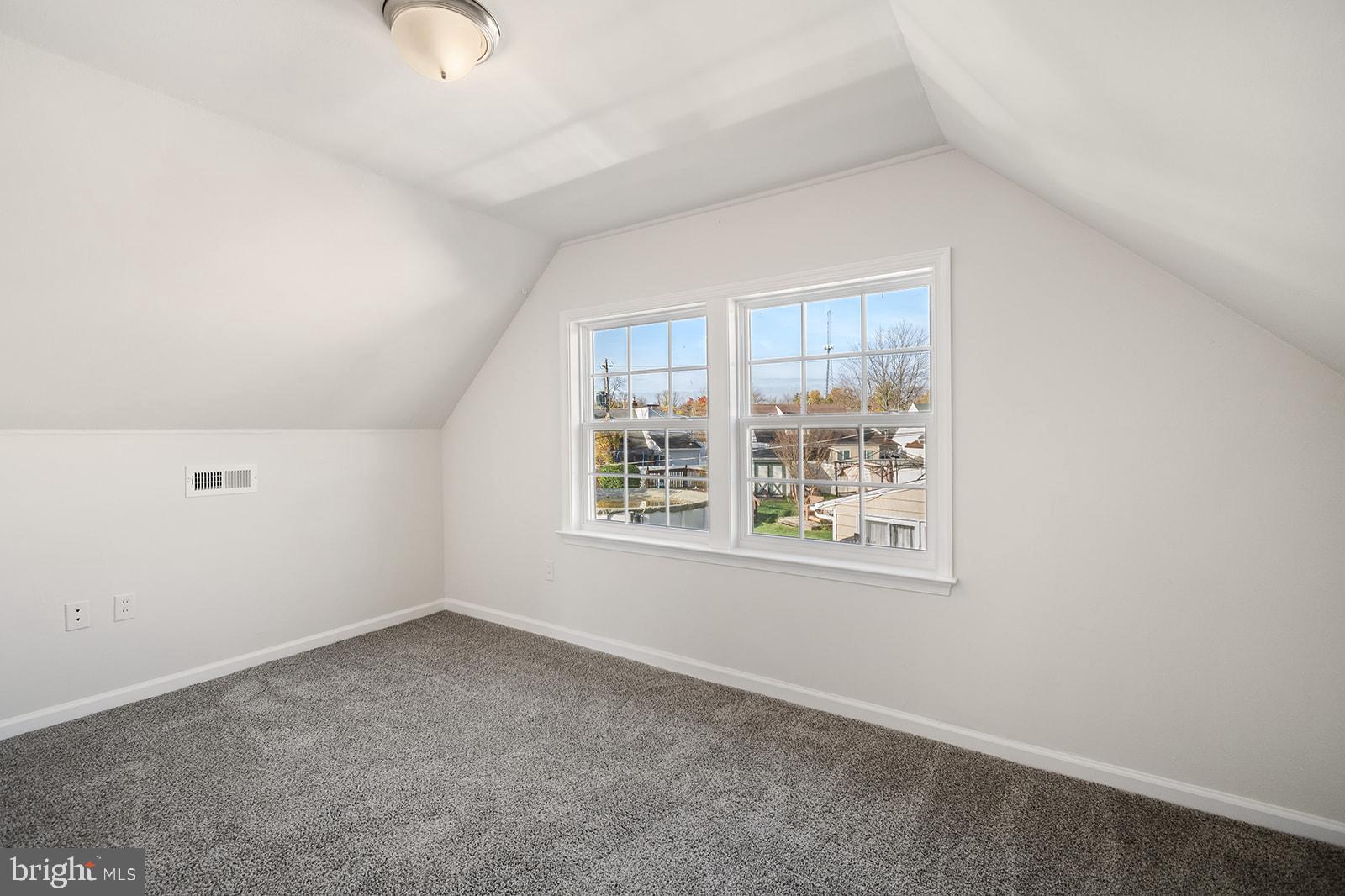 21 Plumtree Road Levittown, PA 19056 - Photo 26 of 45 Gallery Image 26