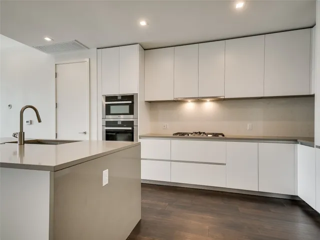 $3,999 | 501 West Avenue, Unit 1802, Austin, TX 78701