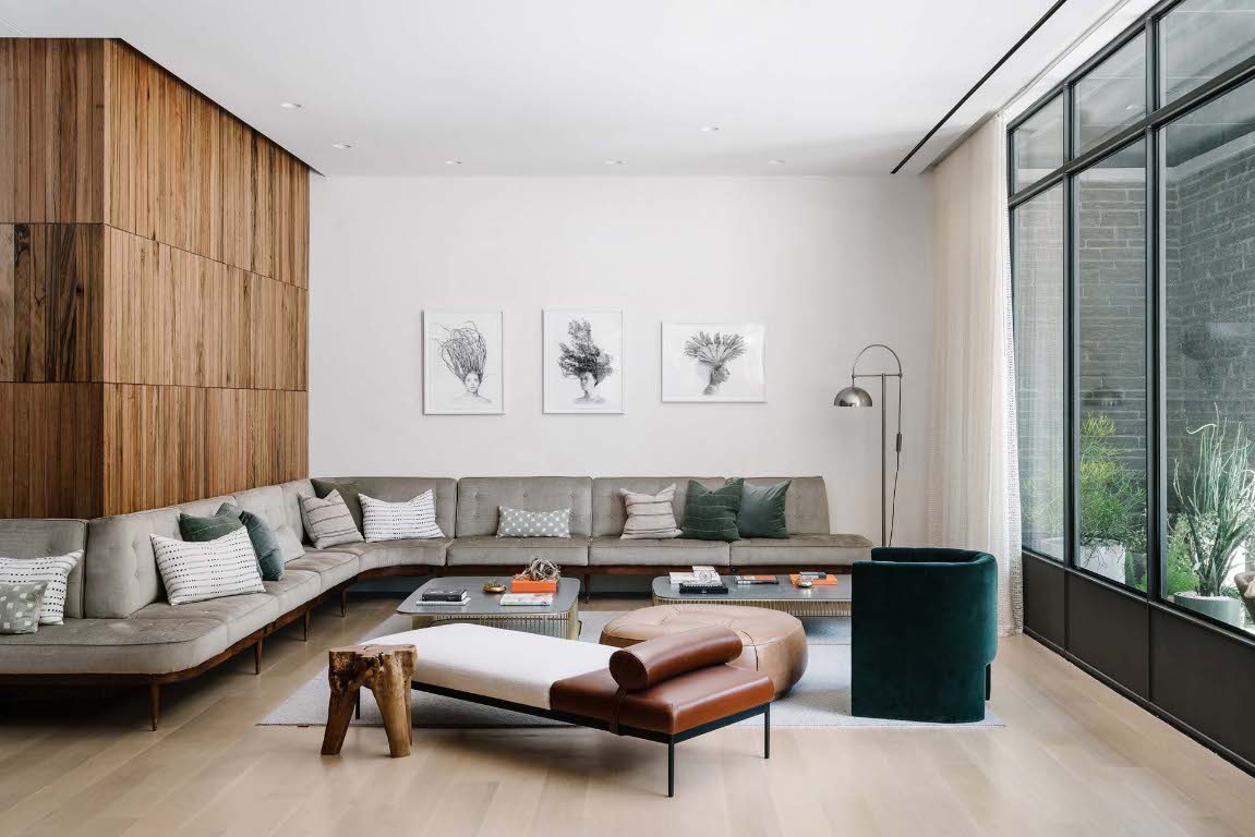 501 West Avenue, Unit 1802 Austin, TX 78701 - Photo 23 of 35 a living room with furniture and a window