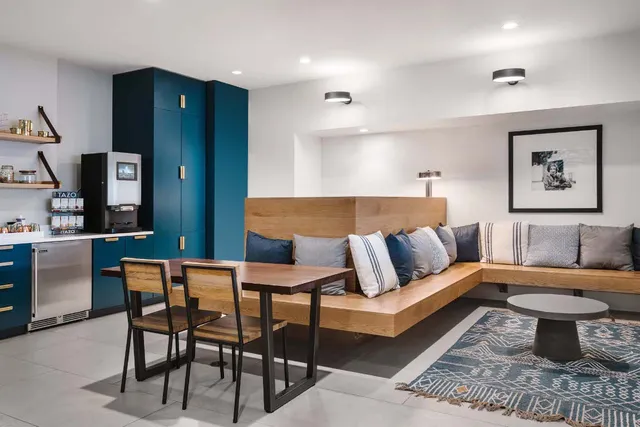 $3,999 | 501 West Avenue, Unit 1802, Austin, TX 78701