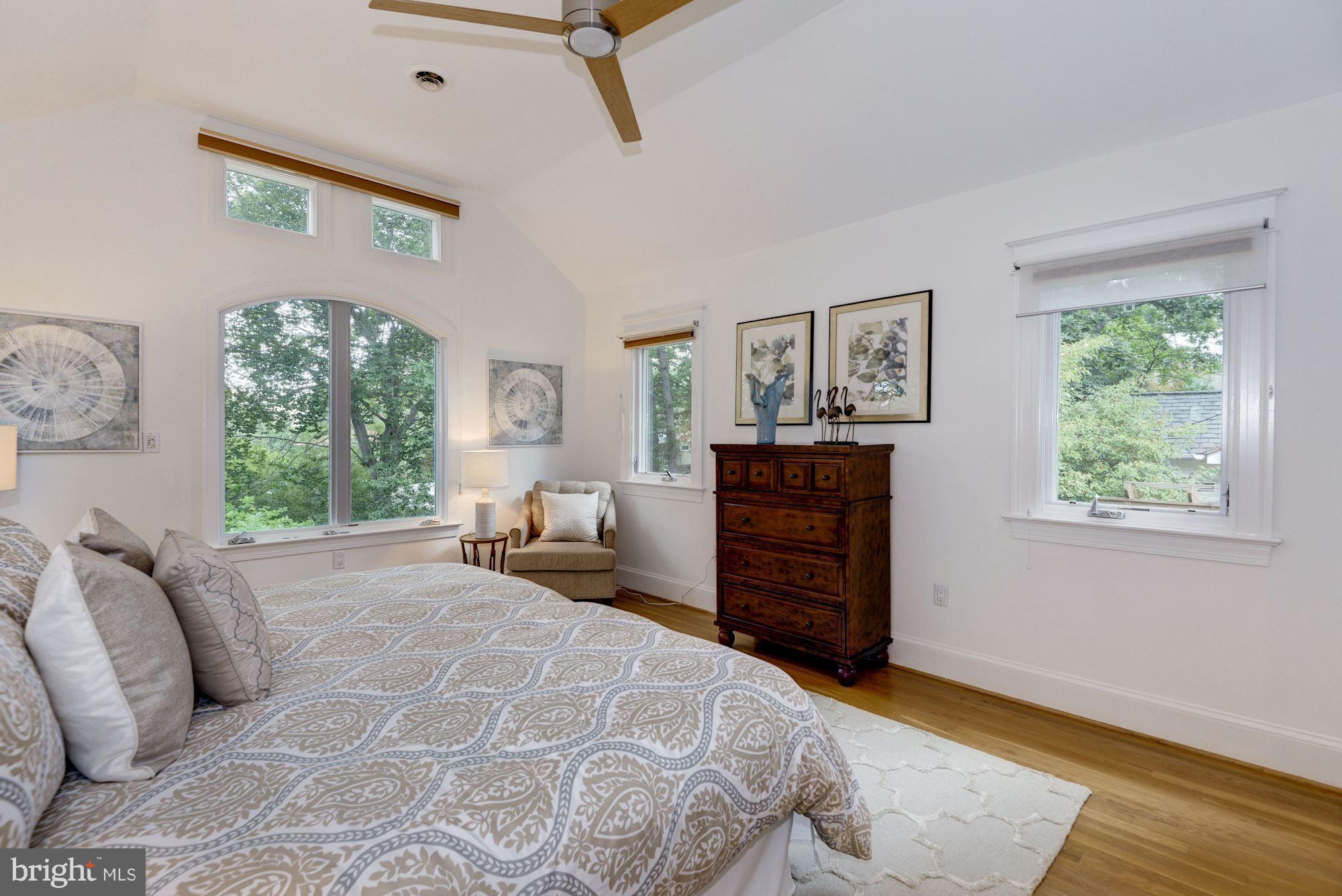 4518 30th Street Northwest Washington, DC 20008 - Photo 19 of 30 Bedroom (Master)