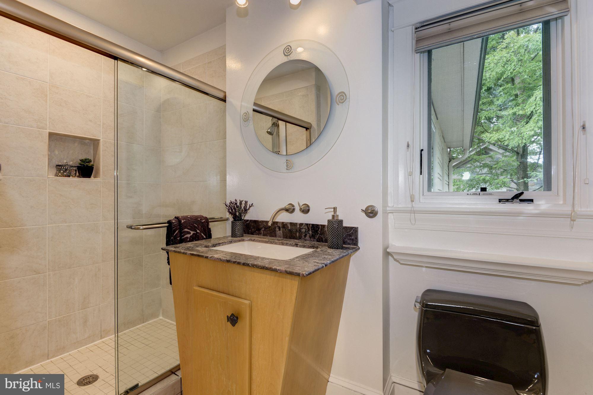 4518 30th Street Northwest Washington, DC 20008 - Photo 20 of 30 Bath (Master)