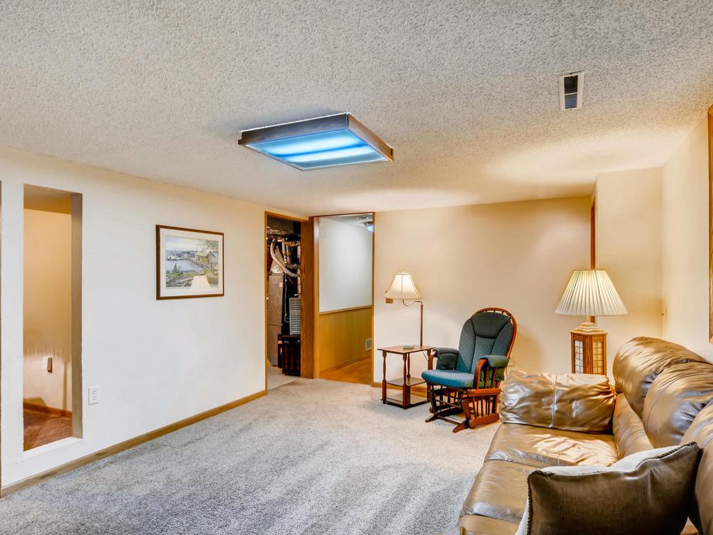 561 Rosedale Road Northeast Spring Lake Park, MN 55432 - Photo 19 of 27 Gallery Image 19