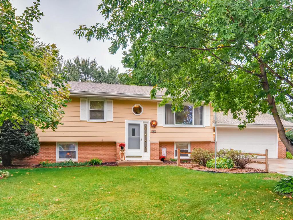 561 Rosedale Road Northeast Spring Lake Park, MN 55432 - Photo 3 of 27 Gallery Image 3