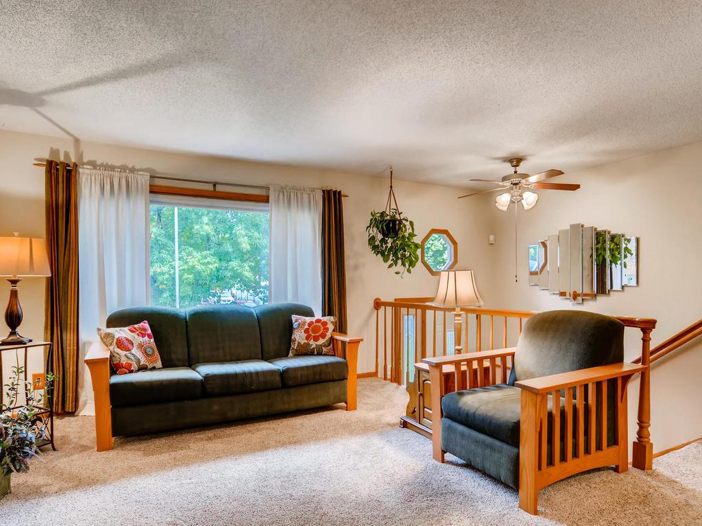 561 Rosedale Road Northeast Spring Lake Park, MN 55432 - Photo 8 of 27 Gallery Image 8