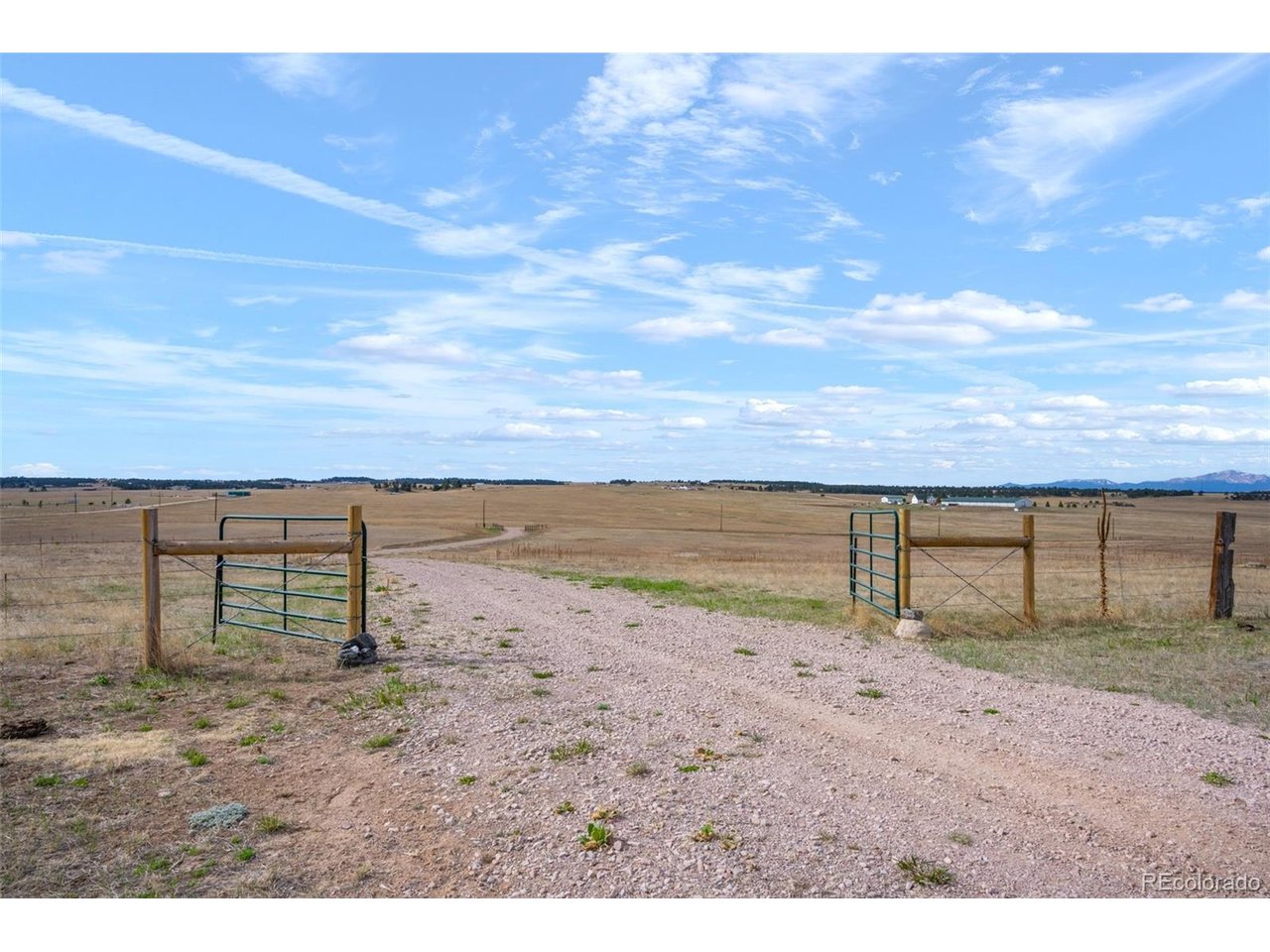 1 County Road 94 Elbert, CO 80106 - Photo 27 of 33 a view of a beach in front of a house