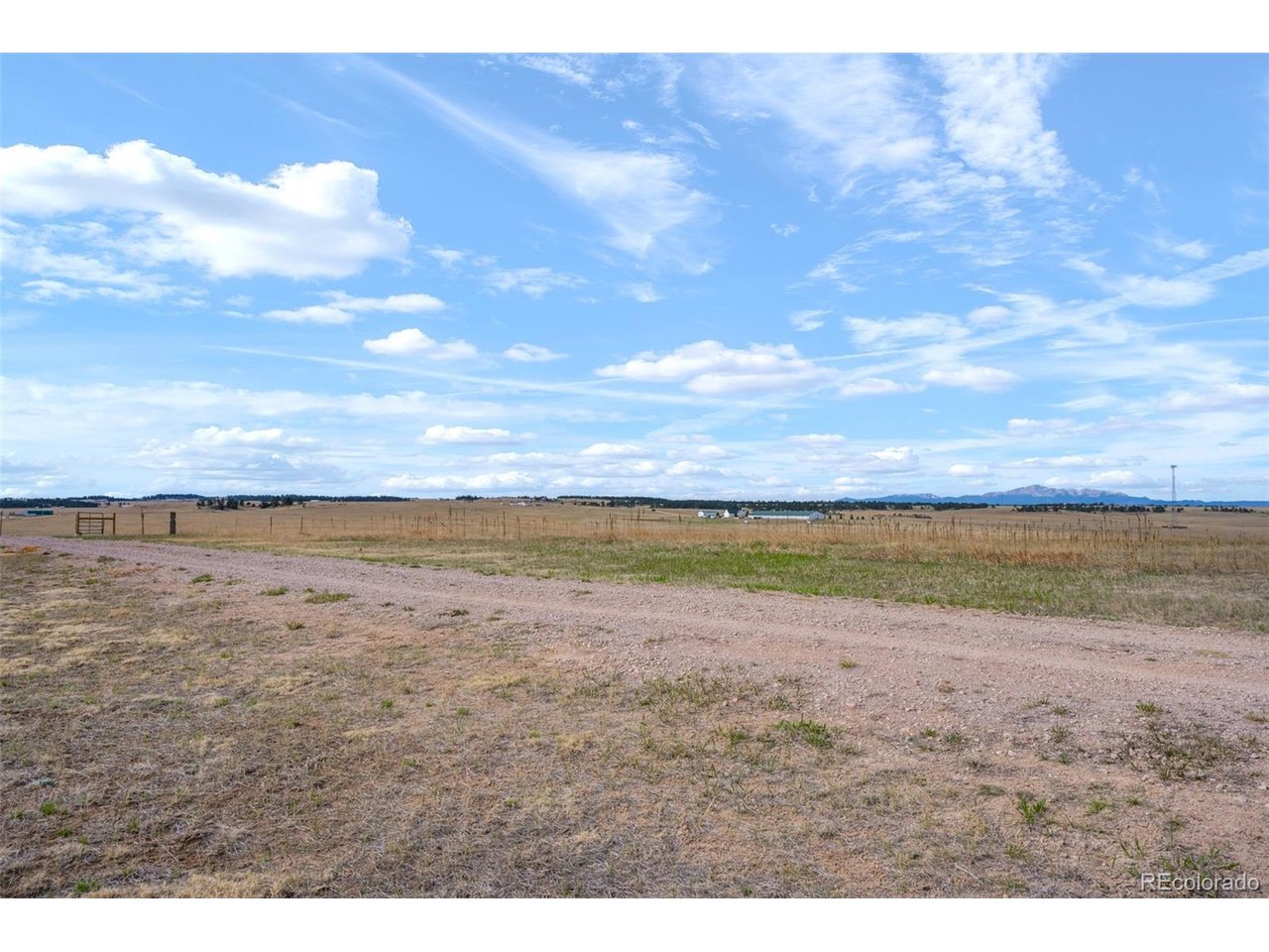 1 County Road 94 Elbert, CO 80106 - Photo 29 of 33 a view of an ocean and beach