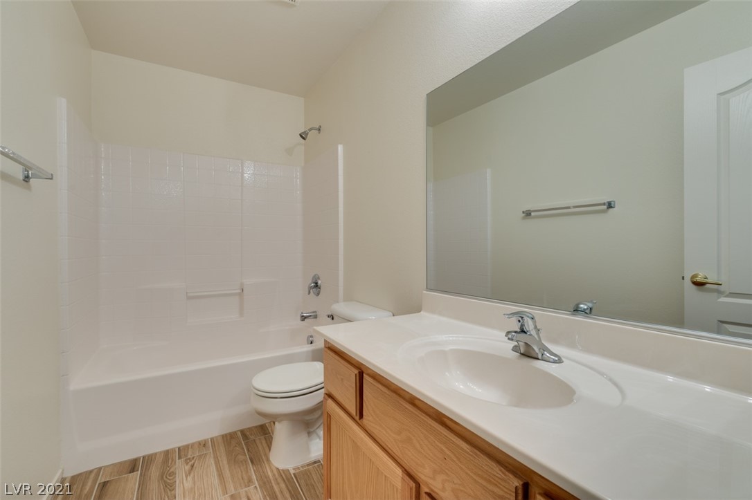 4512 Silverwind Road North Las Vegas, NV 89031 - Photo 21 of 36 Gallery Image 21