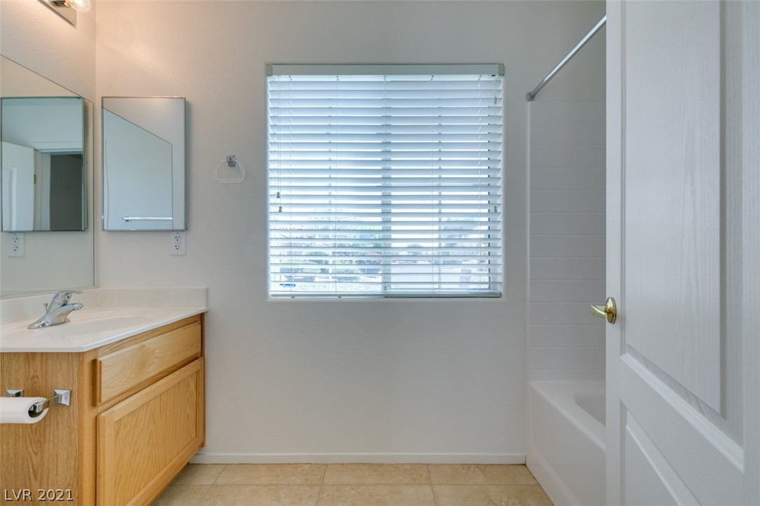 4512 Silverwind Road North Las Vegas, NV 89031 - Photo 31 of 36 Gallery Image 31