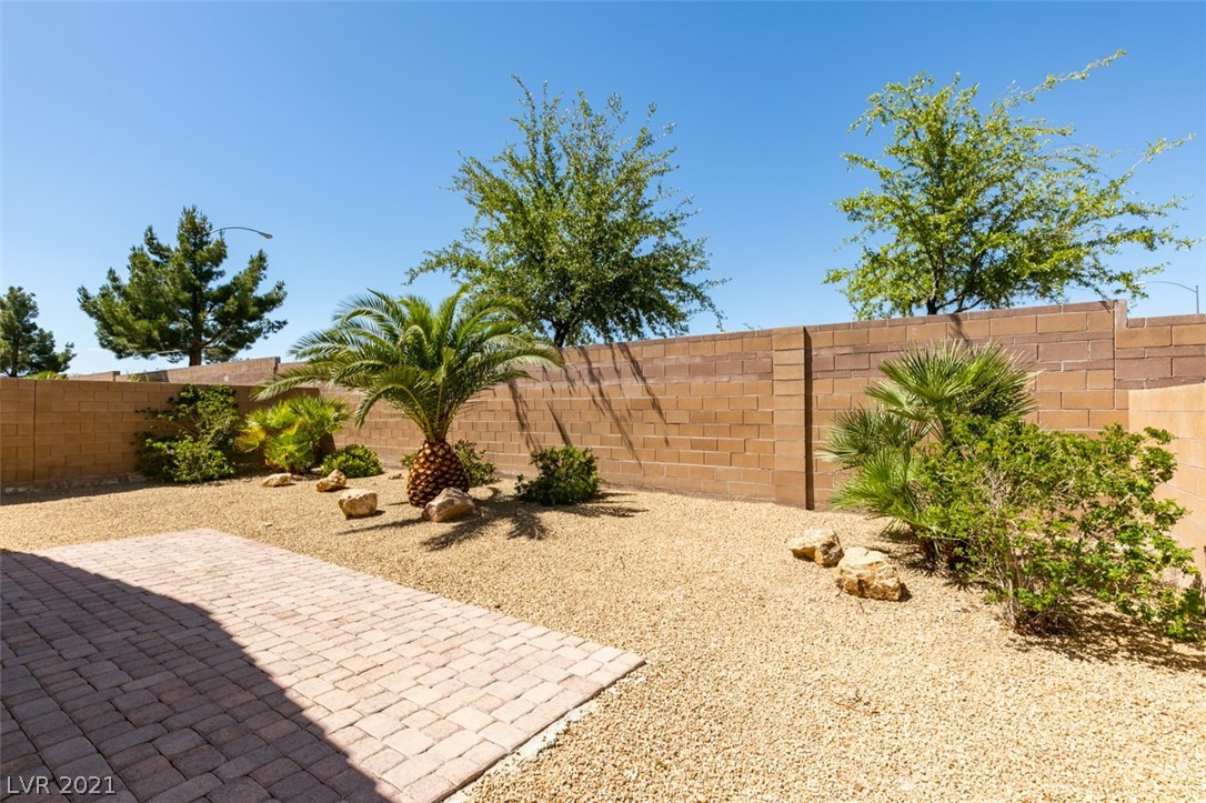 4512 Silverwind Road North Las Vegas, NV 89031 - Photo 32 of 36 Gallery Image 32