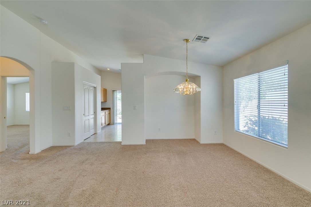 4512 Silverwind Road North Las Vegas, NV 89031 - Photo 7 of 36 Gallery Image 7