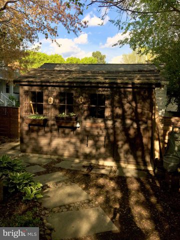 $1,685,000 | 27 East Masonic View Avenue, Alexandria, VA 22301