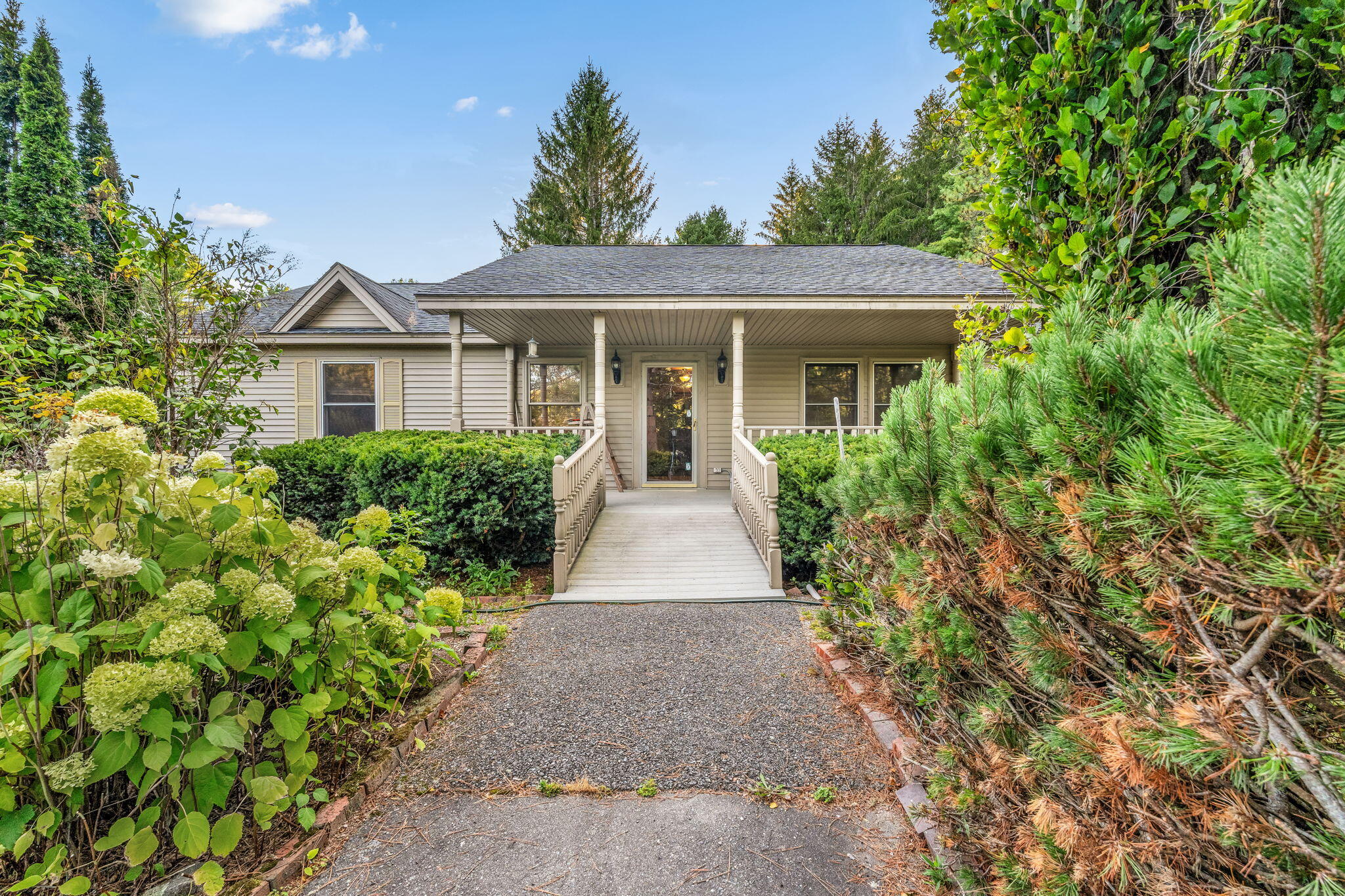 14-web-or-mls-207-finson-rd