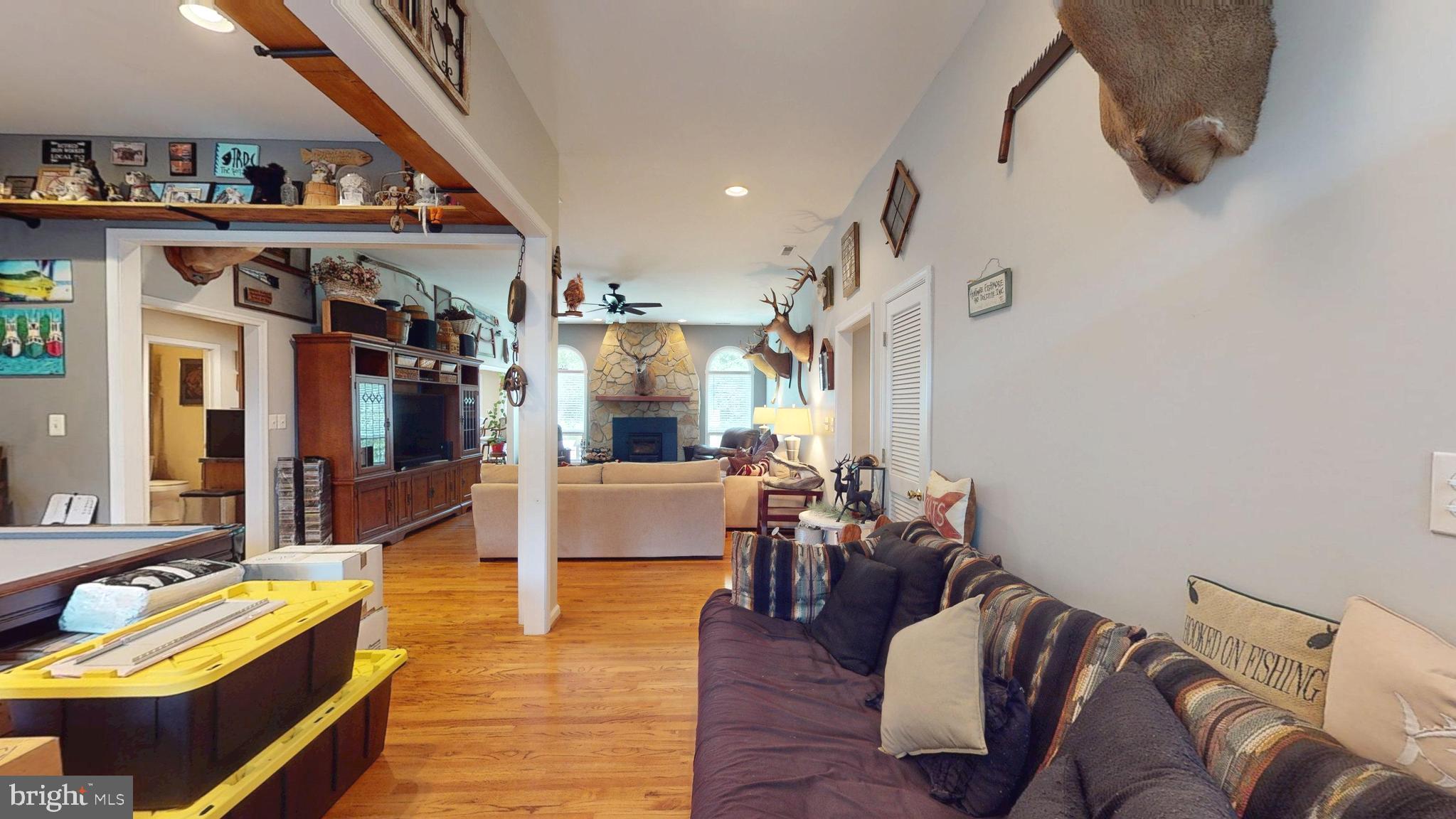 408 Laurens Way Queen Anne, MD 21657 - Photo 6 of 68 a living room with furniture
