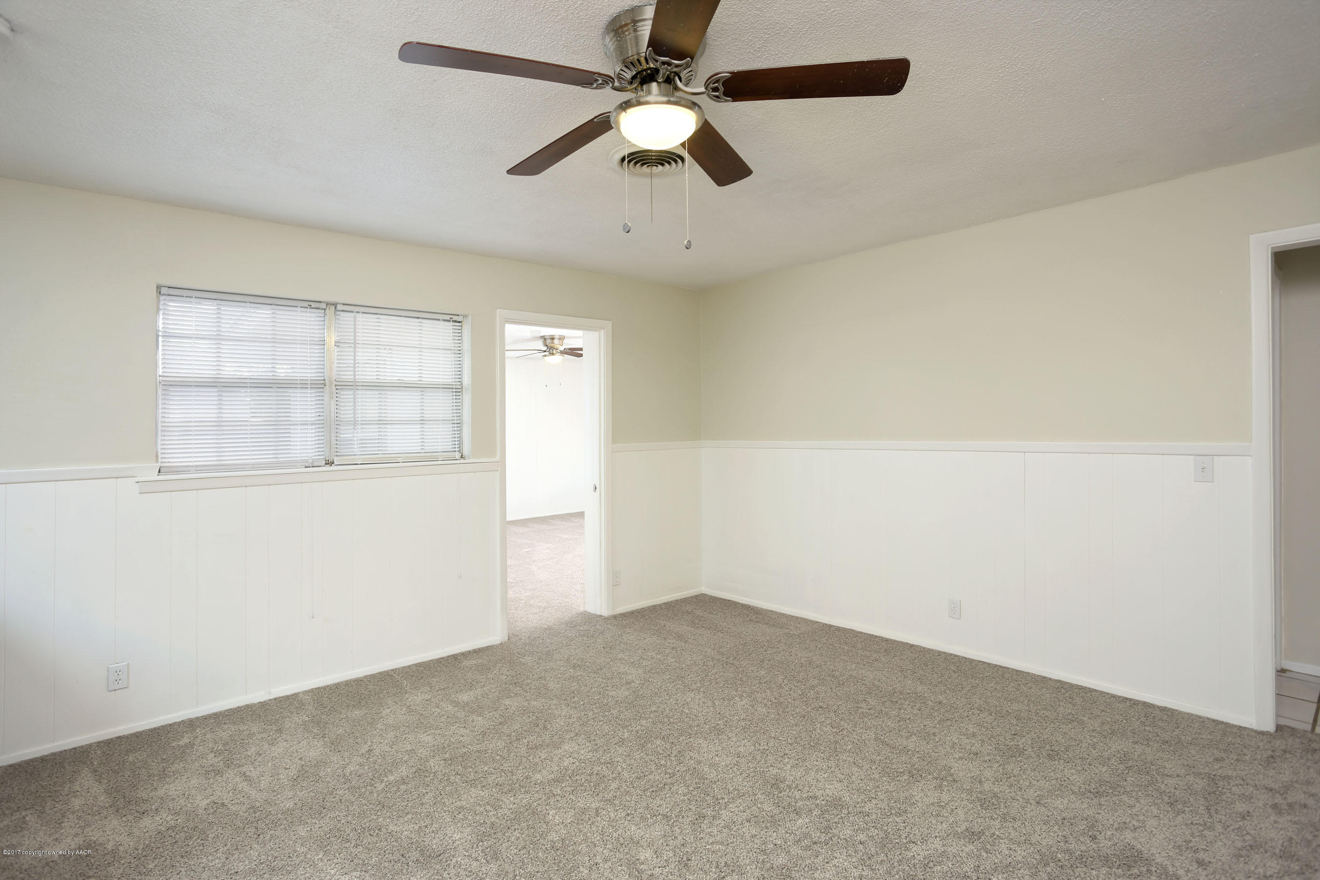 5119 Temple Drive Amarillo, TX 79110 - Photo 4 of 20 dinning room view 1