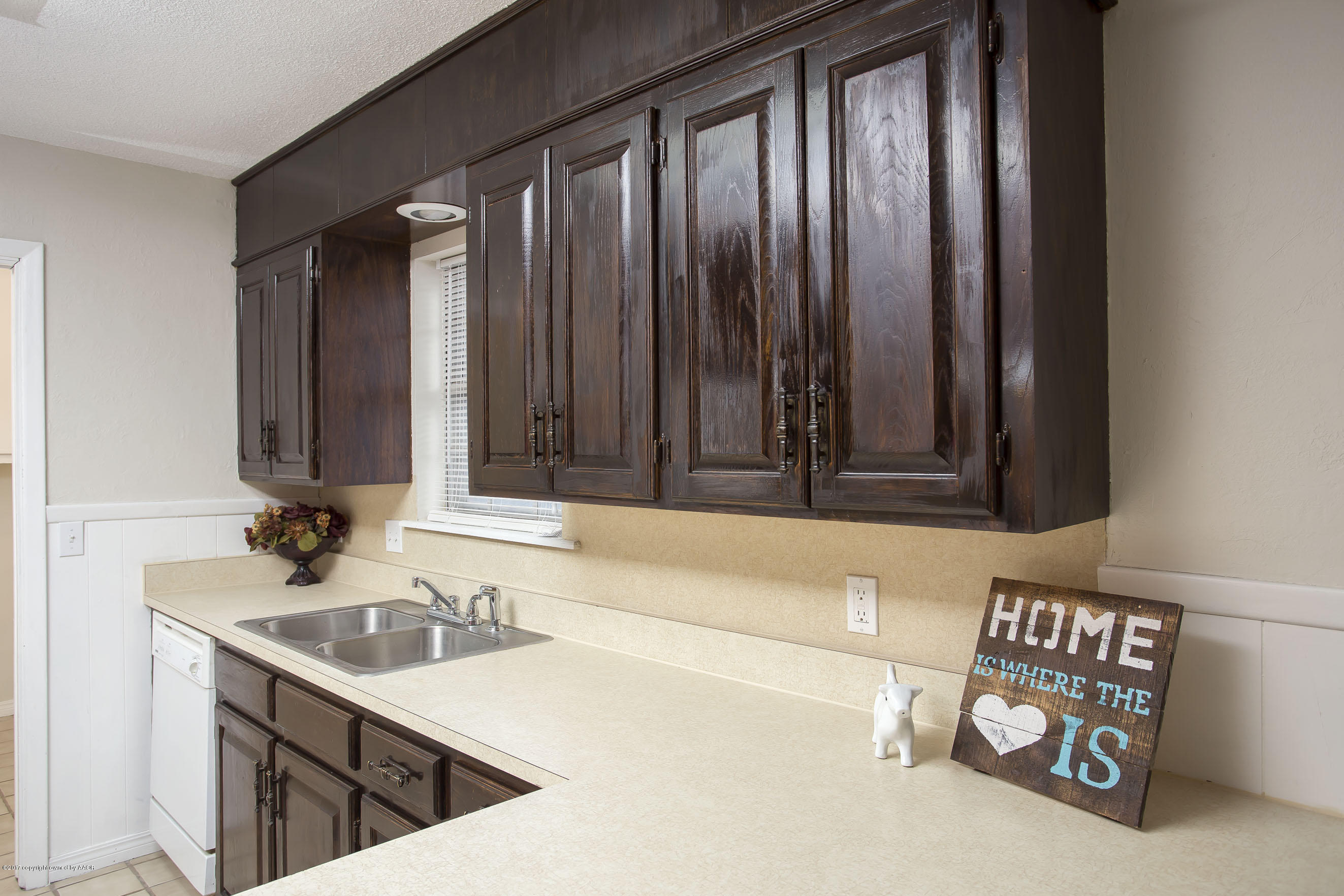 5119 Temple Drive Amarillo, TX 79110 - Photo 6 of 20 kitchen view 2
