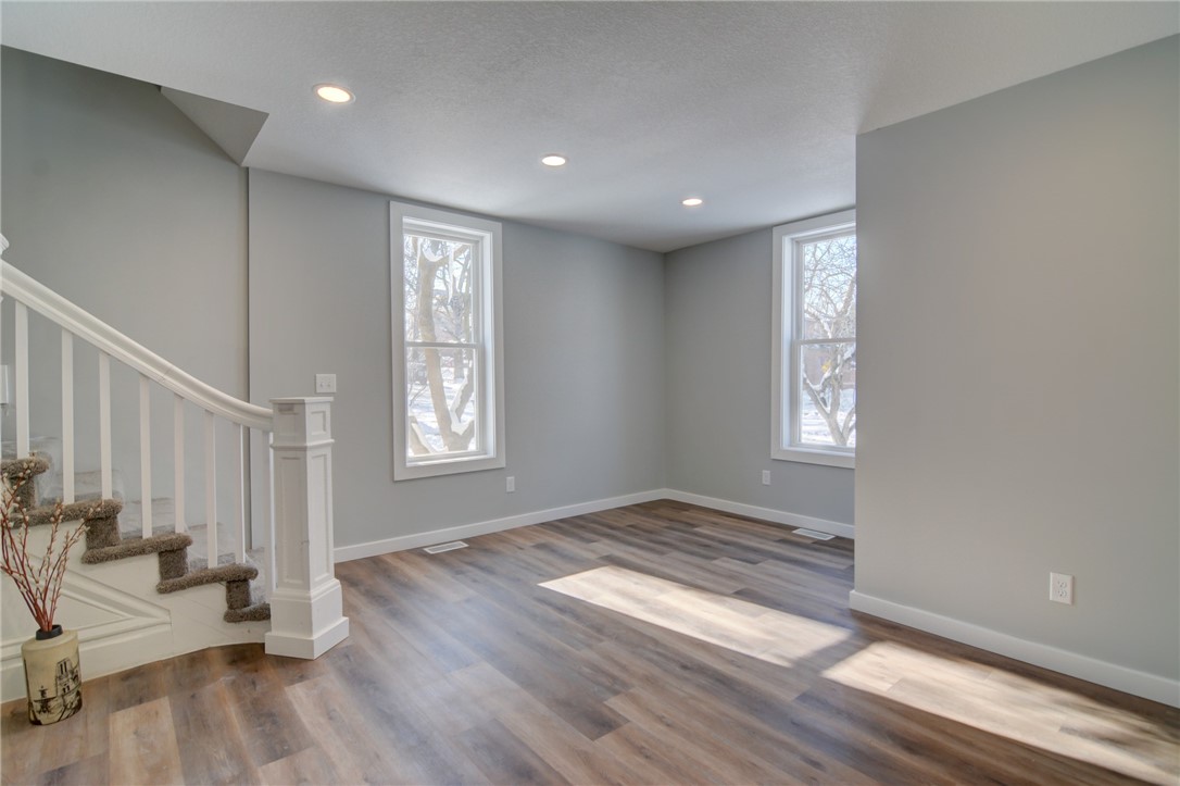 428 Ewing Avenue Decatur, IL 62522 - Photo 6 of 25