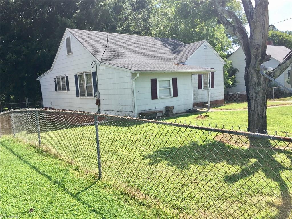 240 Spring Street Mocksville, NC 27028 - Photo 2 of 3 Gallery Image 2