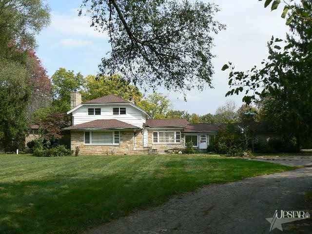 8134 Auburn Road Fort Wayne, IN 46825 - Photo 1 of 19 Gallery Image 1
