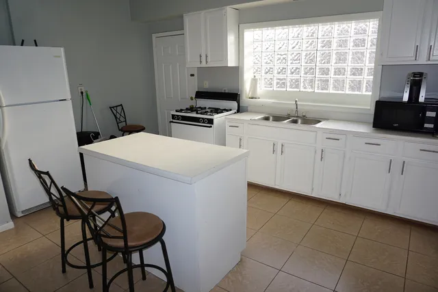 $1,875 | 1312 South Wabash Avenue, Unit 12, Chicago, IL 60605