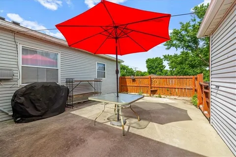 $200,000 | 3618 Shawnee Drive, Kansas City, KS 66106