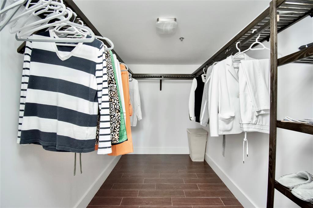 1612 Bridgewood Drive, Unit 1612 Boca Raton, FL 33434 - Photo 28 of 38 a view of a hallway with windows and furniture