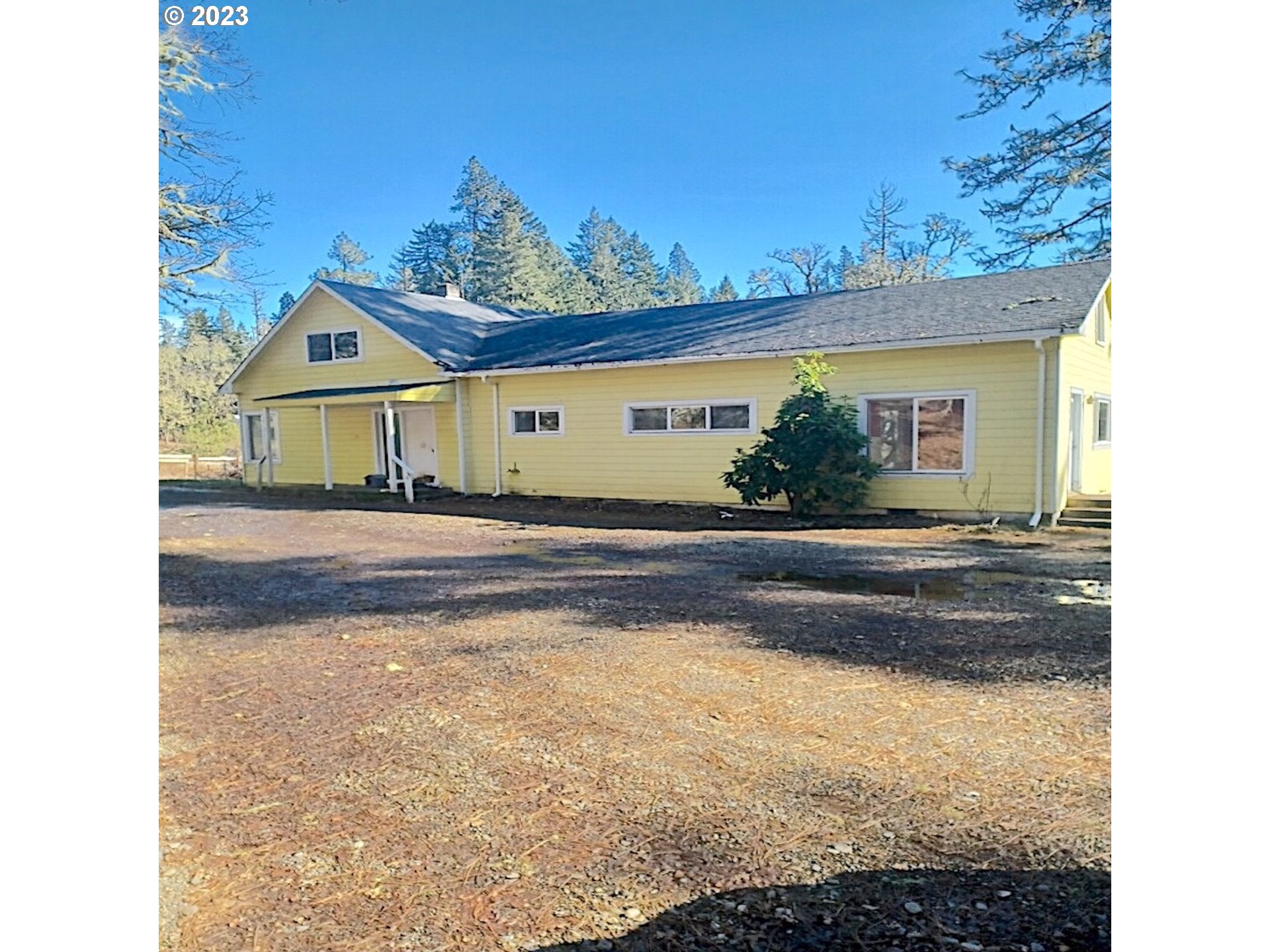 31582 Fox Hollow Road Eugene, OR 97405 - Photo 1 of 27 Gallery Image 1