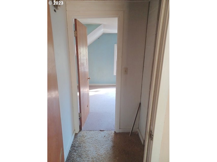 31582 Fox Hollow Road Eugene, OR 97405 - Photo 15 of 27 Gallery Image 15