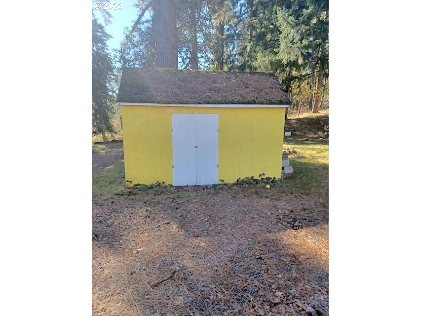 31582 Fox Hollow Road Eugene, OR 97405 - Photo 19 of 27 Gallery Image 19