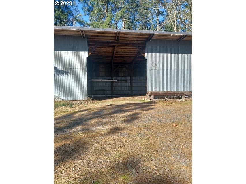 31582 Fox Hollow Road Eugene, OR 97405 - Photo 20 of 27 Gallery Image 20