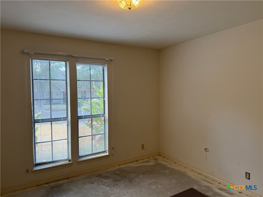 4405 Stagecoach Trail Temple, TX 76502 - Photo 9 of 16 Gallery Image 9