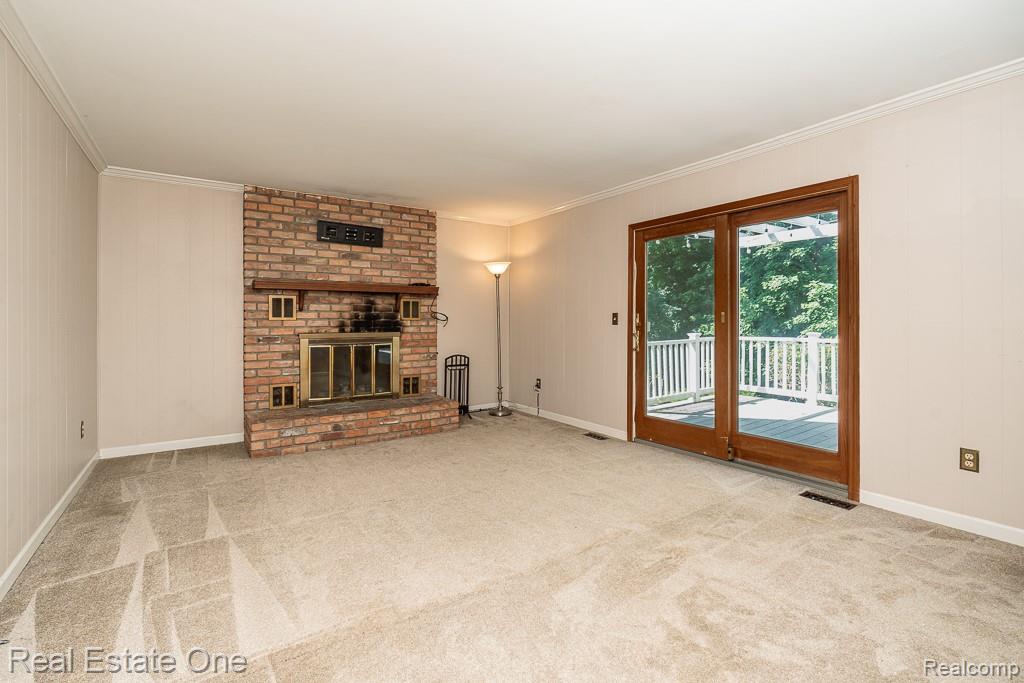 1377 Barneswood Lane Rochester, MI 48306 - Photo 25 of 39 1377 Barneswood_MLS-030.jpg