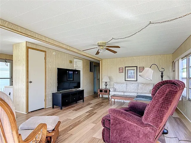 $139,000 | 1129 Elkhart Circle, Tavares, FL 32778