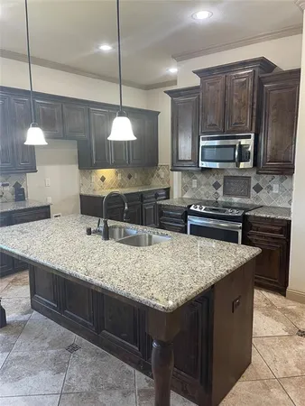 $2,195 | 3100 Marble Falls Drive, Forney, TX 75126