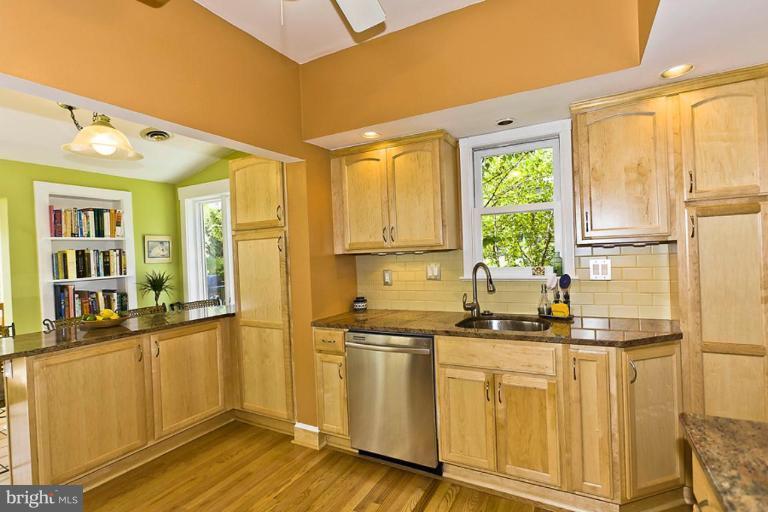 1506 Highland Drive Silver Spring, MD 20910 - Photo 13 of 29 Kitchen #2
