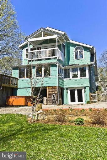 1506 Highland Drive Silver Spring, MD 20910 - Photo 4 of 29 Exterior (Rear)