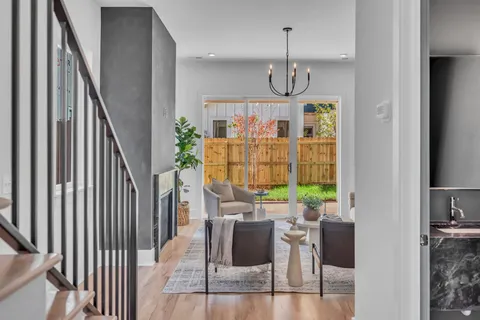 $869,900 | 1623 A Northview Avenue, Nashville, TN 37216