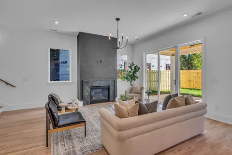 $869,900 | 1623 A Northview Avenue, Nashville, TN 37216