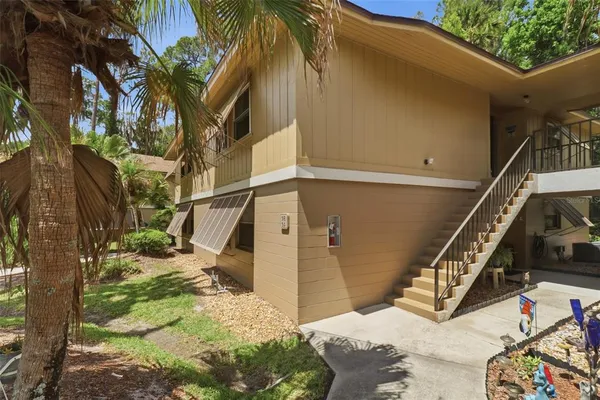 $169,000 | 120 Hibiscus Woods Court, Unit 9B, Deltona, FL 32725