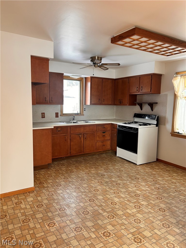 8255 Reed Avenue Cleveland, OH 44125 - Photo 18 of 31