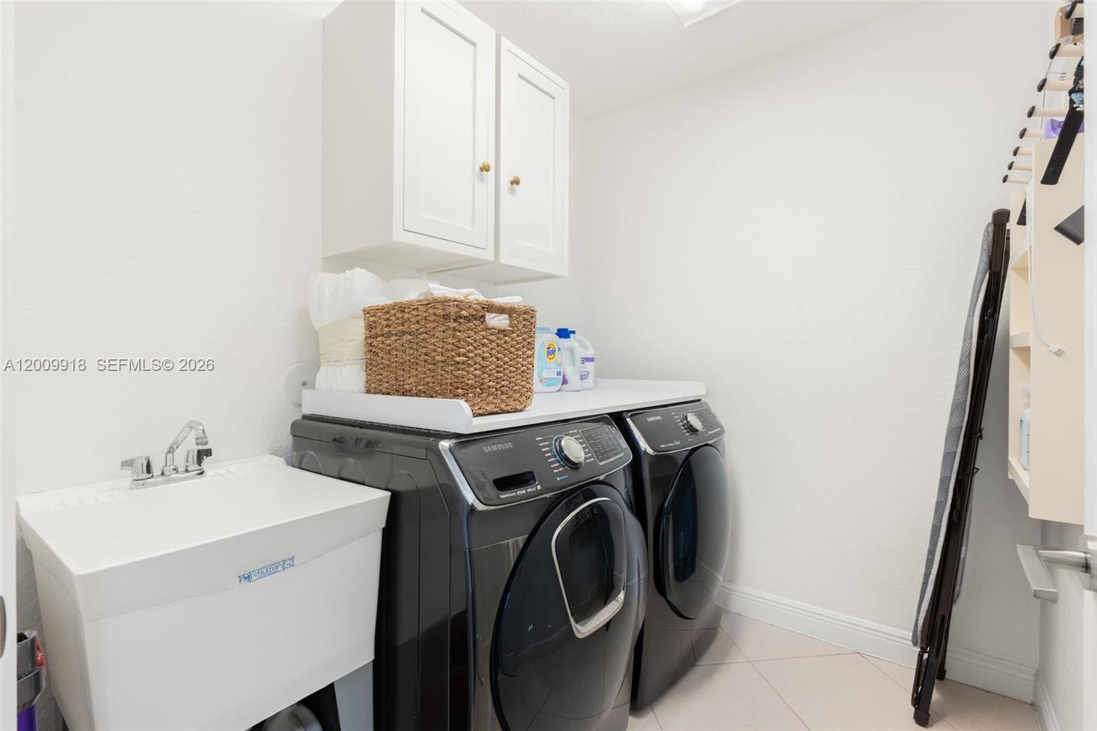 4892 Southwest 173rd Avenue Miramar, FL 33029 - Photo 50 of 74