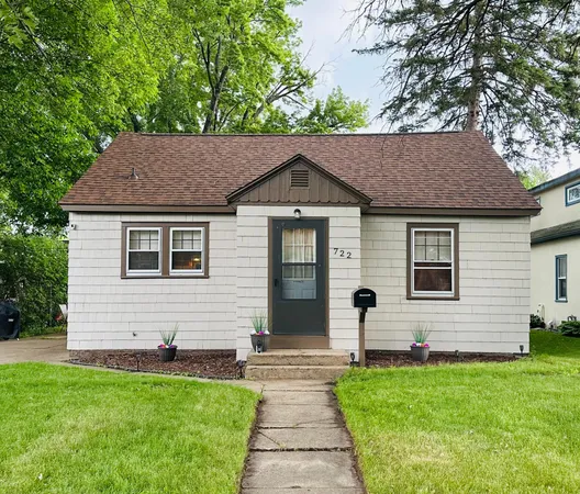 $199,900 | 722 2nd Avenue Northeast, Brainerd, MN 56401