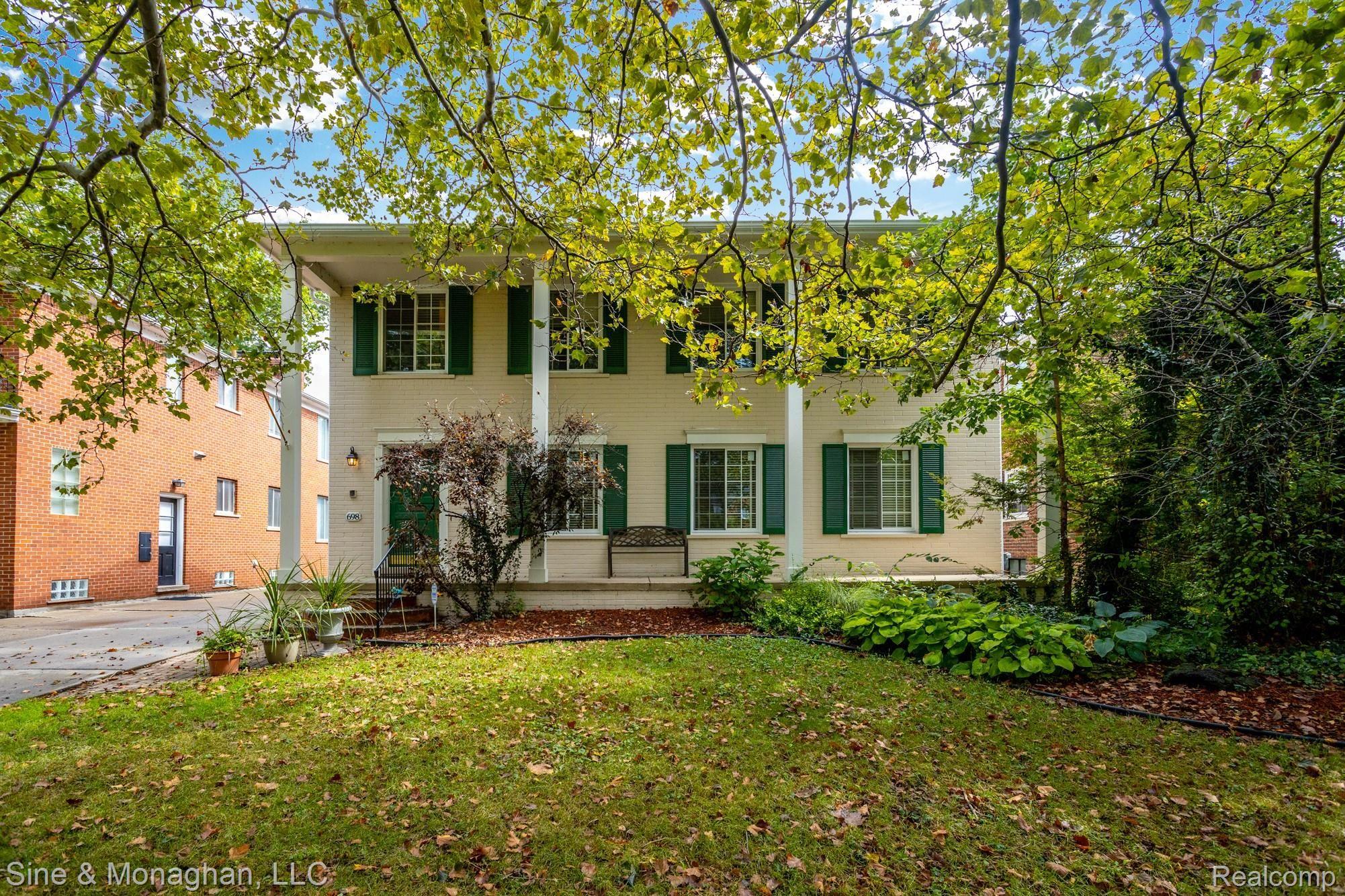 696 Trombley Road Grosse Pointe, MI 48230 - Photo 1 of 47 696 Trombley S001.jpg